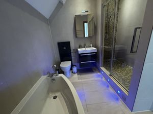 Photo 3- click for photo gallery